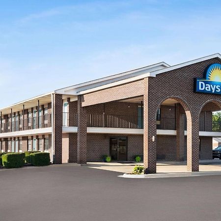 Days Inn By Wyndham Demopolis Kültér fotó