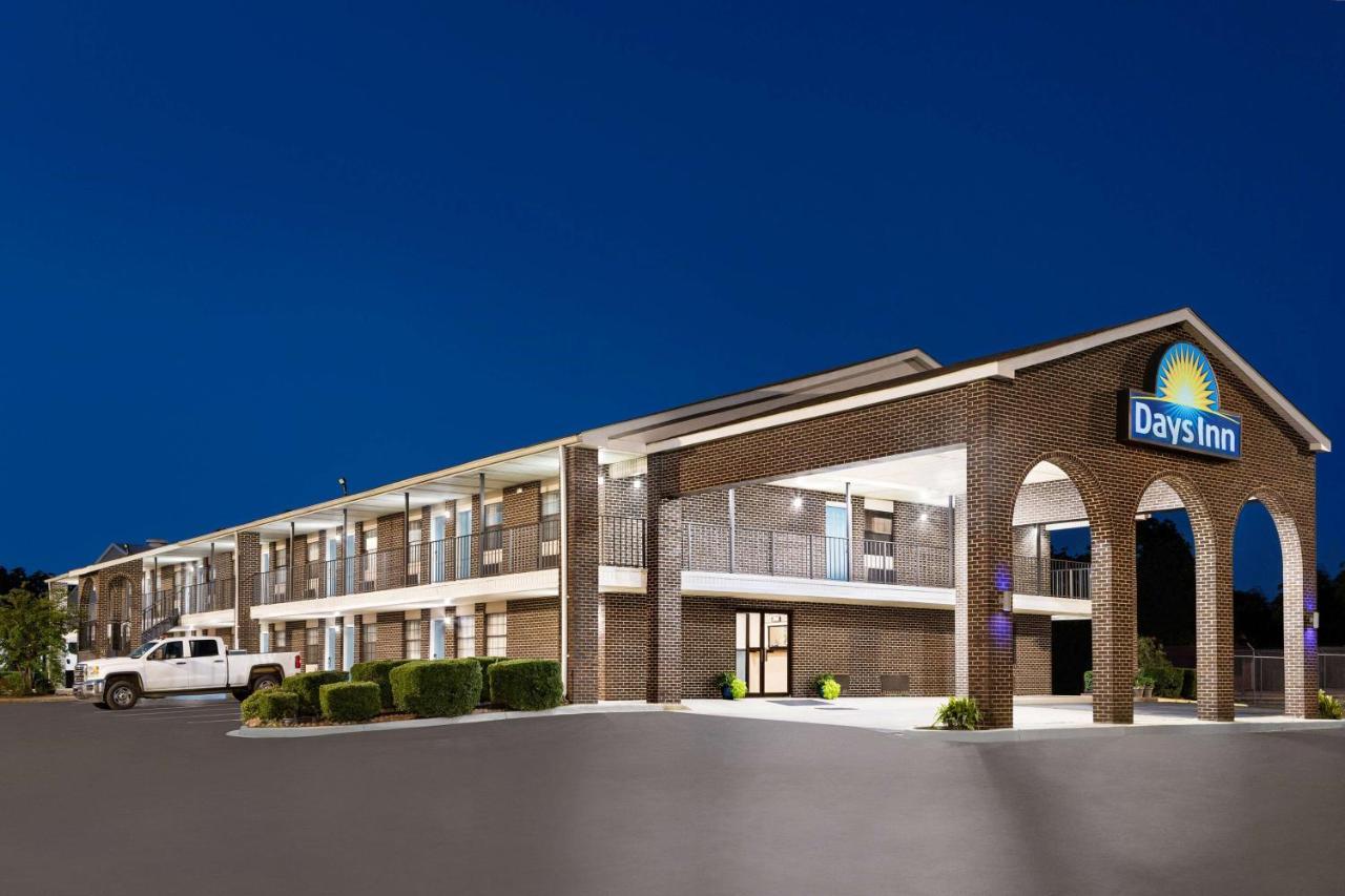 Days Inn By Wyndham Demopolis Kültér fotó