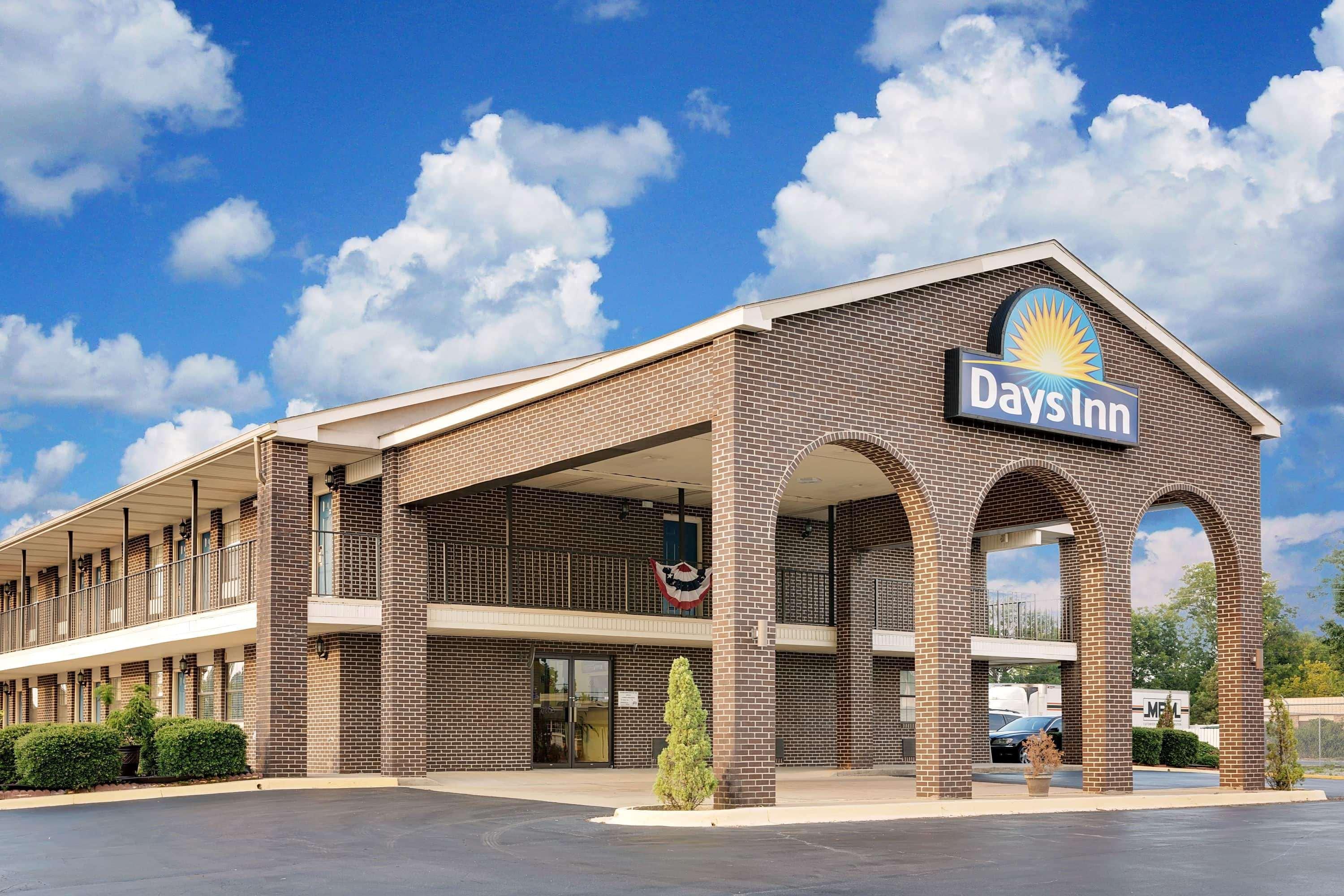 Days Inn By Wyndham Demopolis Kültér fotó
