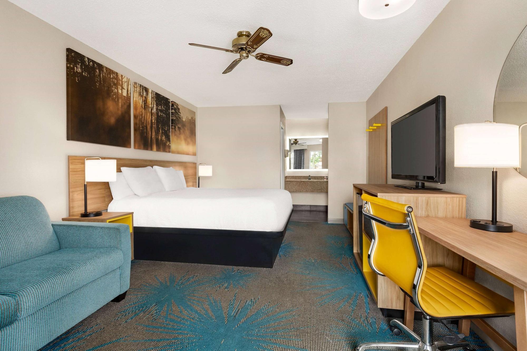 Days Inn By Wyndham Demopolis Kültér fotó